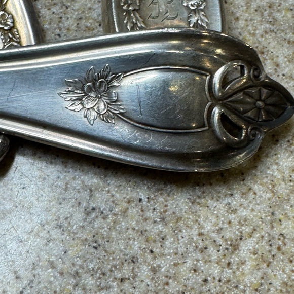 1847 Rogers Bros XS Triple Plate Old Colony 4 piece serving pieces.  Art Novo. - Picture 5 of 9